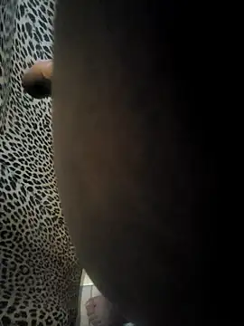 Snapshot of 825Danie chatting on 26, 9, 2025 825Danie online show from 26, 9, 2025