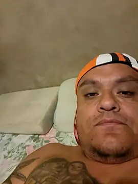 Snapshot of 825Danie chatting on 29, 10, 2025 825Danie online show from 29, 10, 2025