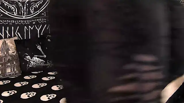 Paige Turner online show from 25, 11, 2025