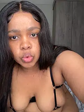 Snapshot of XXXquisiteVixen chatting on 21, 12, 2025 XXXquisiteVixen online show from 21, 12, 2025