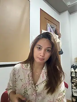 LanySylvia online show from 3, 11, 2025