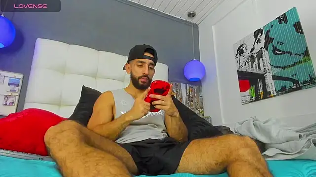 Yiyo10  online show from 10, 2, 2026