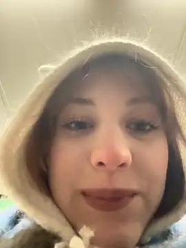 Only April online show from 28, 11, 2025