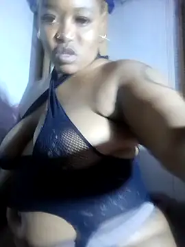 Snapshot of BigAssjuicy26 chatting on 29, 10, 2025 BigAssjuicy26 online show from 29, 10, 2025