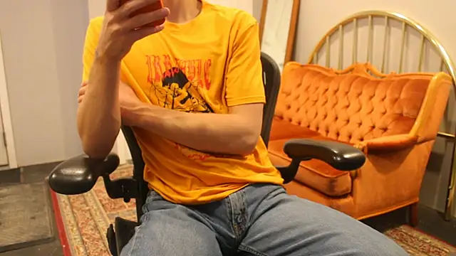 Snapshot of jjjjjfive chatting on 17, 5, 2026 jjjjjfive online show from 17, 5, 2026