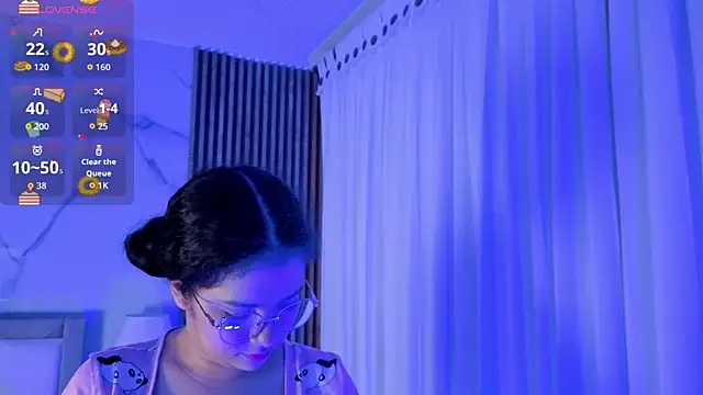 LunaRosse  online show from 22, 9, 2025