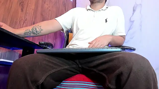 Snapshot of juanmechanic_ chatting on 20, 2, 2026 juanmechanic online show from 20, 2, 2026