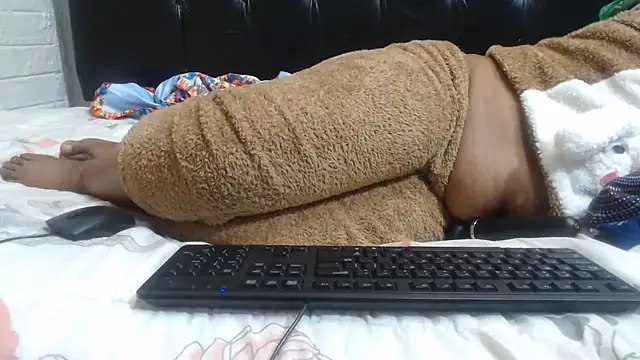 Snapshot of Ebonyboobsmilk chatting on 22, 7, 2026 Ebonyboobsmilk online show from 22, 7, 2026