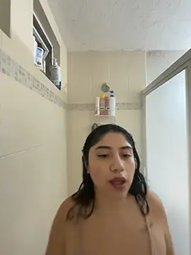 Snapshot of Mia_170310 chatting on 8, 11, 2025 Mia 170310 online show from 8, 11, 2025