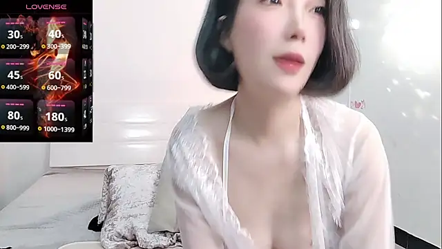 YIWA-2000 online show from 13, 3, 2026