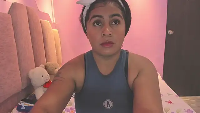 Snapshot of AndreaSweet2 chatting on 4, 10, 2025 AndreaSweet2 online show from 4, 10, 2025