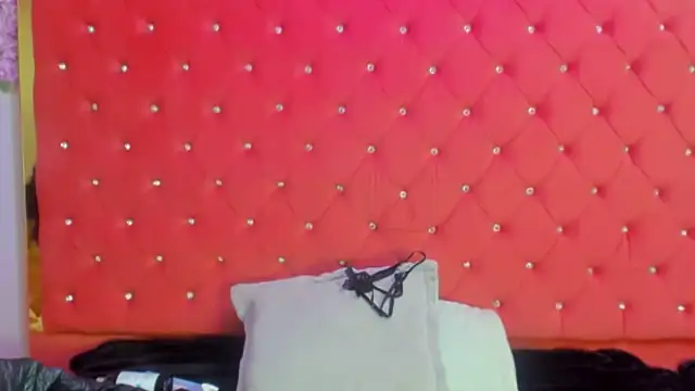 Nanis James online show from 1, 4, 2026