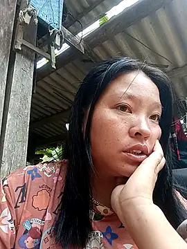 Snapshot of MuiNay chatting on 13, 9, 2025 MuiNay online show from 13, 9, 2025