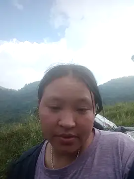 Snapshot of MuiNay chatting on 15, 9, 2025 MuiNay online show from 15, 9, 2025