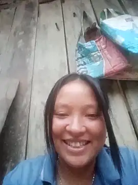 Snapshot of MuiNay chatting on 21, 9, 2025 MuiNay online show from 21, 9, 2025