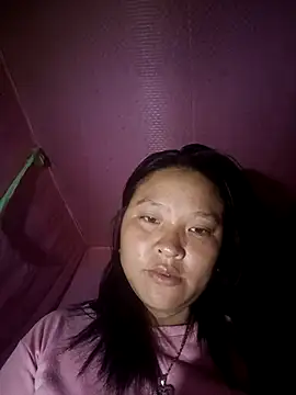Snapshot of MuiNay chatting on 25, 9, 2025 MuiNay online show from 25, 9, 2025