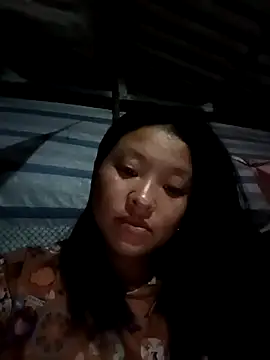 Snapshot of MuiNay chatting on 10, 10, 2025 MuiNay online show from 10, 10, 2025