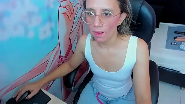 StarletTays online show from 19, 9, 2025