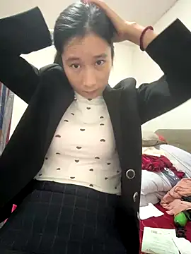 Snapshot of crhong666 chatting on 4, 11, 2025 crhong666 online show from 4, 11, 2025