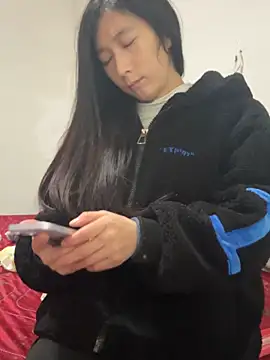 Snapshot of crhong666 chatting on 20, 11, 2025 crhong666 online show from 20, 11, 2025