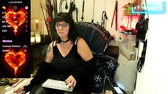 honey47 online show from 24, 9, 2025