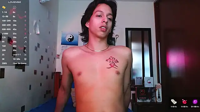 Snapshot of DannyPhantom555 chatting on 15, 10, 2025 DannyPhantom555 online show from 15, 10, 2025