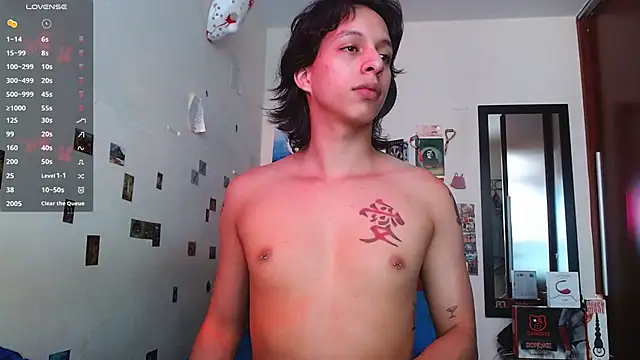 Snapshot of DannyPhantom555 chatting on 19, 10, 2025 DannyPhantom555 online show from 19, 10, 2025