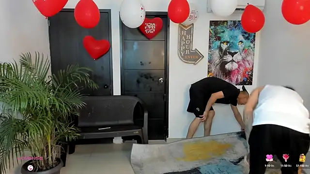 Snapshot of Playhardsex_ chatting on 21, 9, 2025 Playhardsex online show from 21, 9, 2025