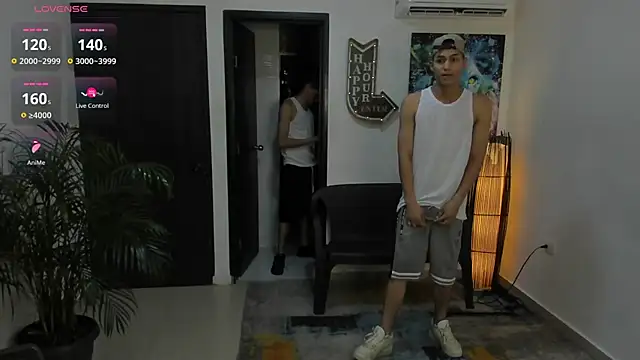 Snapshot of Playhardsex_ chatting on 27, 9, 2025 Playhardsex online show from 27, 9, 2025