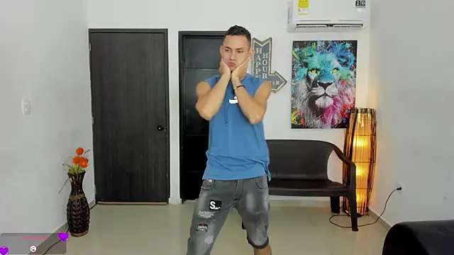 Snapshot of Playhardsex_ chatting on 26, 11, 2025 Playhardsex online show from 26, 11, 2025