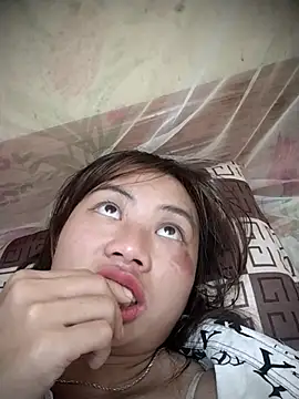 Snapshot of Dung-Thao19 chatting on 26, 10, 2025 Dung-Thao19 online show from 26, 10, 2025