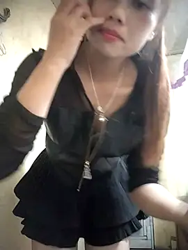 Snapshot of Dung-Thao19 chatting on 29, 10, 2025 Dung-Thao19 online show from 29, 10, 2025