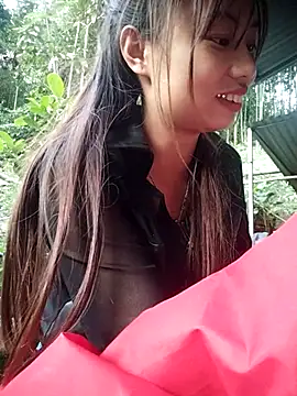 Snapshot of Dung-Thao19 chatting on 30, 10, 2025 Dung-Thao19 online show from 30, 10, 2025