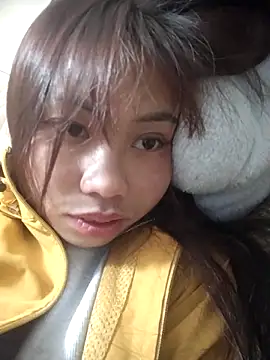 Snapshot of Dung-Thao19 chatting on 29, 11, 2025 Dung-Thao19 online show from 29, 11, 2025
