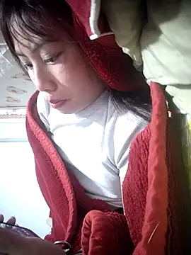 Snapshot of Dung-Thao19 chatting on 2, 12, 2025 Dung-Thao19 online show from 2, 12, 2025