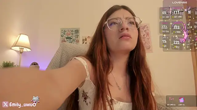 Snapshot of emily_uwu0 chatting on 18, 7, 2026 emily uwu0 online show from 18, 7, 2026