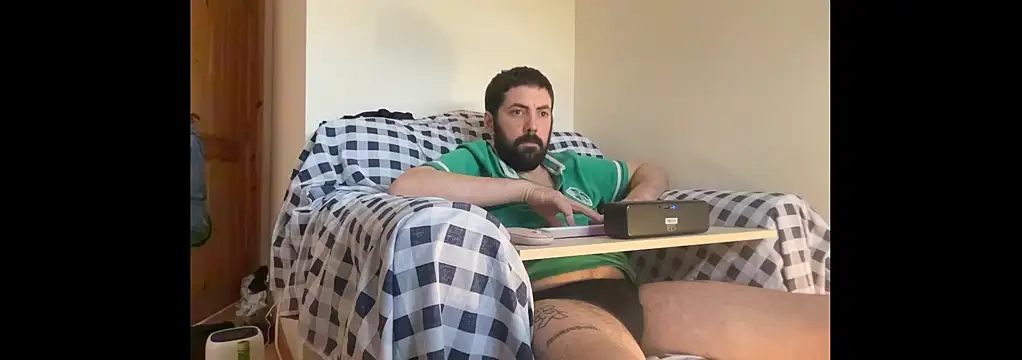 Big Bi Cub online show from 15, 11, 2025