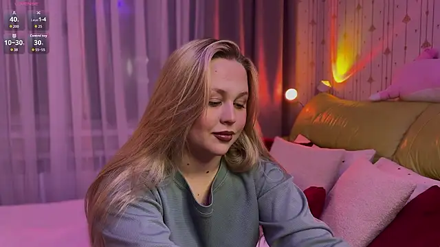 Snapshot of Estella_Elwood chatting on 27, 2, 2026 Estella Elwood online show from 27, 2, 2026