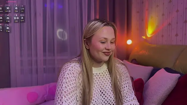 Snapshot of Estella_Elwood chatting on 1, 3, 2026 Estella Elwood online show from 1, 3, 2026