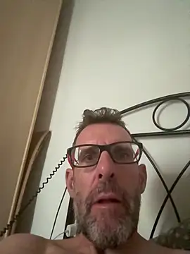 gigolobcn online show from 8, 9, 2025