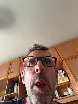 Snapshot of gigolobcn chatting on 1, 5, 2026 gigolobcn online show from 1, 5, 2026