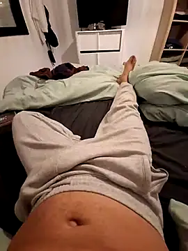 Snapshot of Yoaannn chatting on 30, 10, 2025 Yoaannn online show from 30, 10, 2025