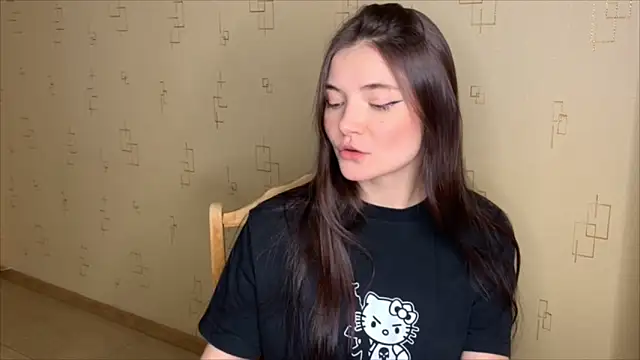 Snapshot of may_rollins chatting on 28, 11, 2025 may rollins online show from 28, 11, 2025