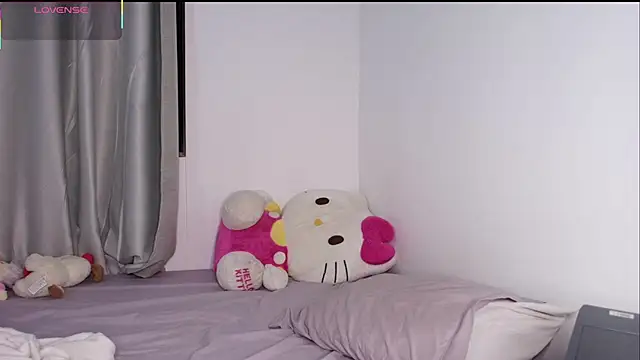 dulceangel   online show from 5, 11, 2025