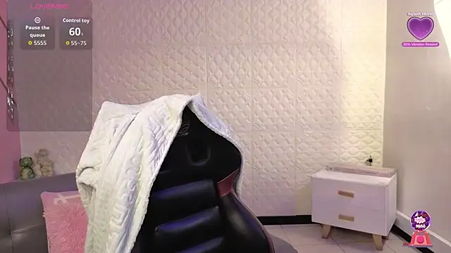 Snapshot of Eva_mermaid chatting on 23, 7, 2026 Eva mermaid online show from 23, 7, 2026