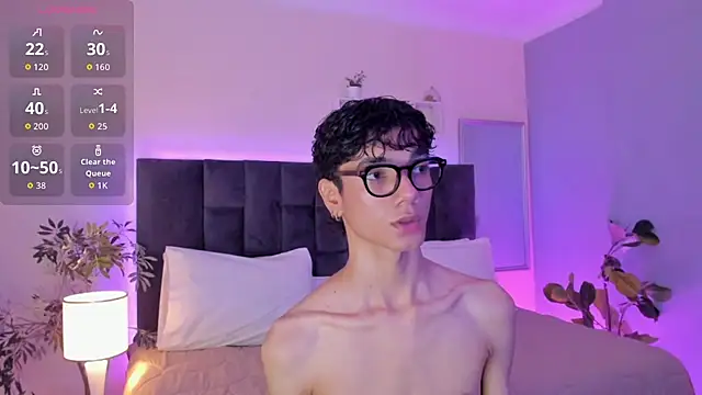 Phillicious   online show from 2, 12, 2025