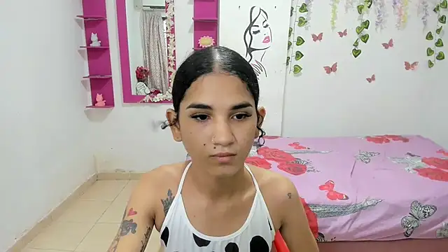 Snapshot of baby_rose03 chatting on 24, 11, 2025 baby rose03 online show from 24, 11, 2025