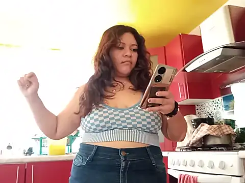 Snapshot of Kitty_WetXxX chatting on 3, 7, 2026 Kitty WetXxX online show from 3, 7, 2026