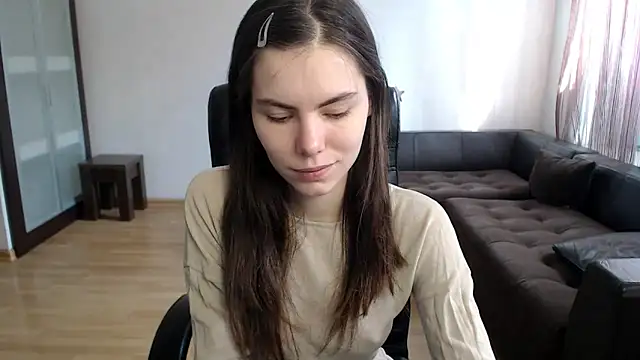 AmelieReve online show from 10, 10, 2025