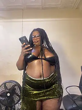 Snapshot of CurvyCocoxxx chatting on 20, 5, 2026 CurvyCocoxxx online show from 20, 5, 2026
